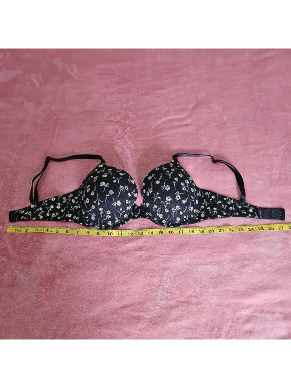 Black Floral Lace Victorias Secret Pink 34DD Push-Up Bra W/Adj Straps & Back - Picture 3 of 15